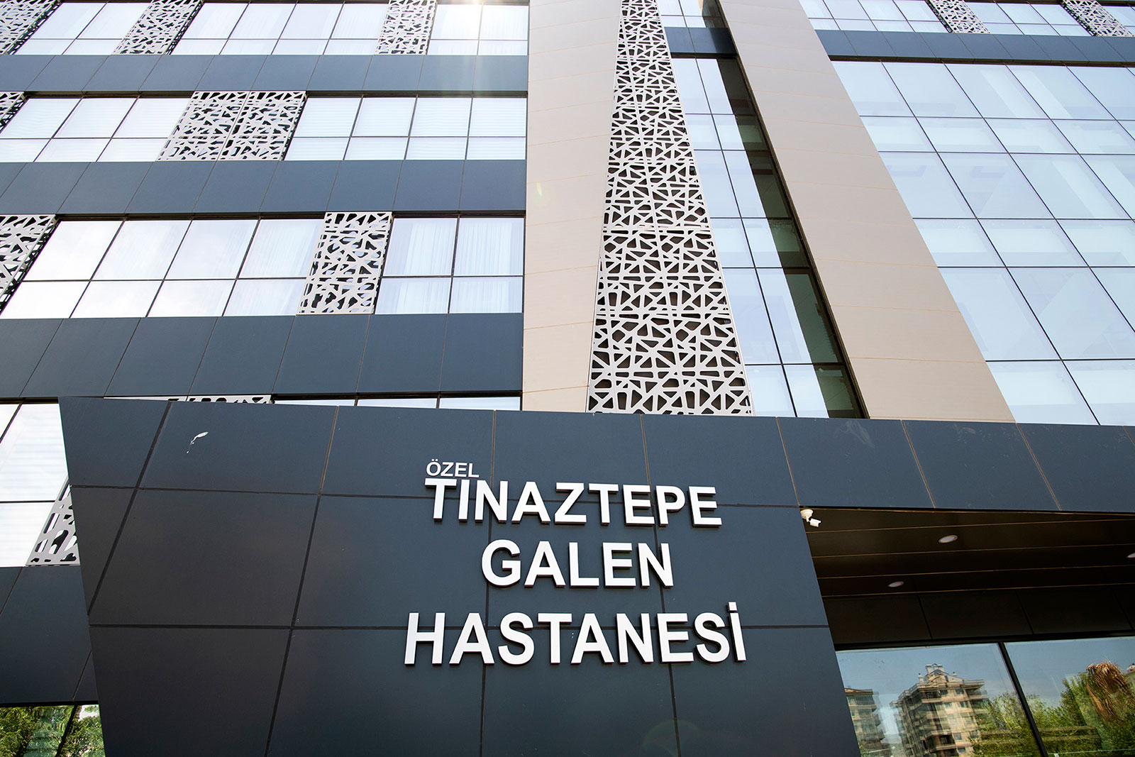 İzmir Tınaztepe Özel Hastanesi