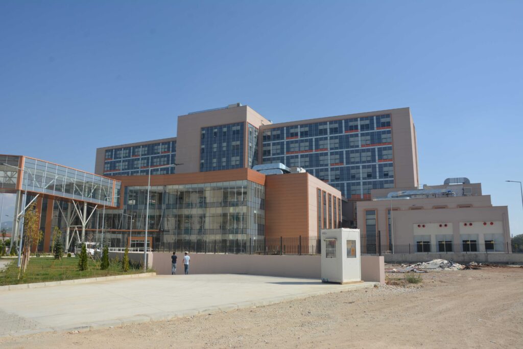 Uşak Üniversitesi 400 Yataklı Tıp Fakültesi Hastanesi